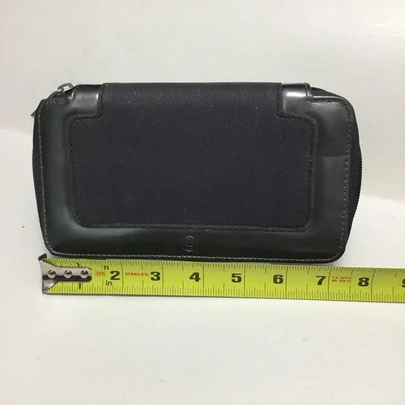 Guerlain Wallet - Picture 13 of 16